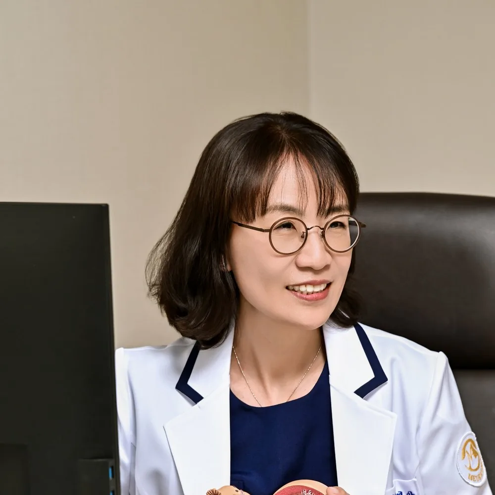 메디우먼여성의원 이영아 원장 (산부인과 전문의, 여의사)
